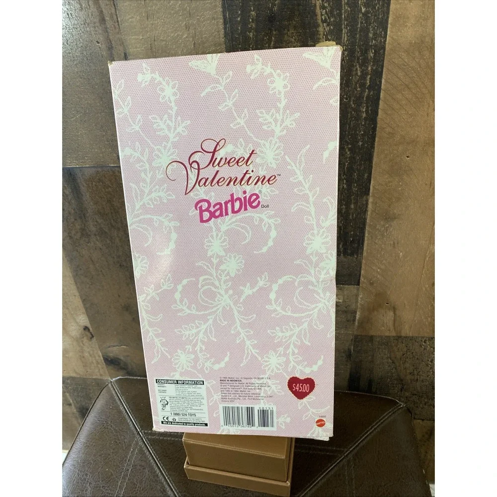 VINTAGE 1995 SWEET VALENTINE BARBIE DOLL HALLMARK 1st SPEC EDITION  NRFB‎ New